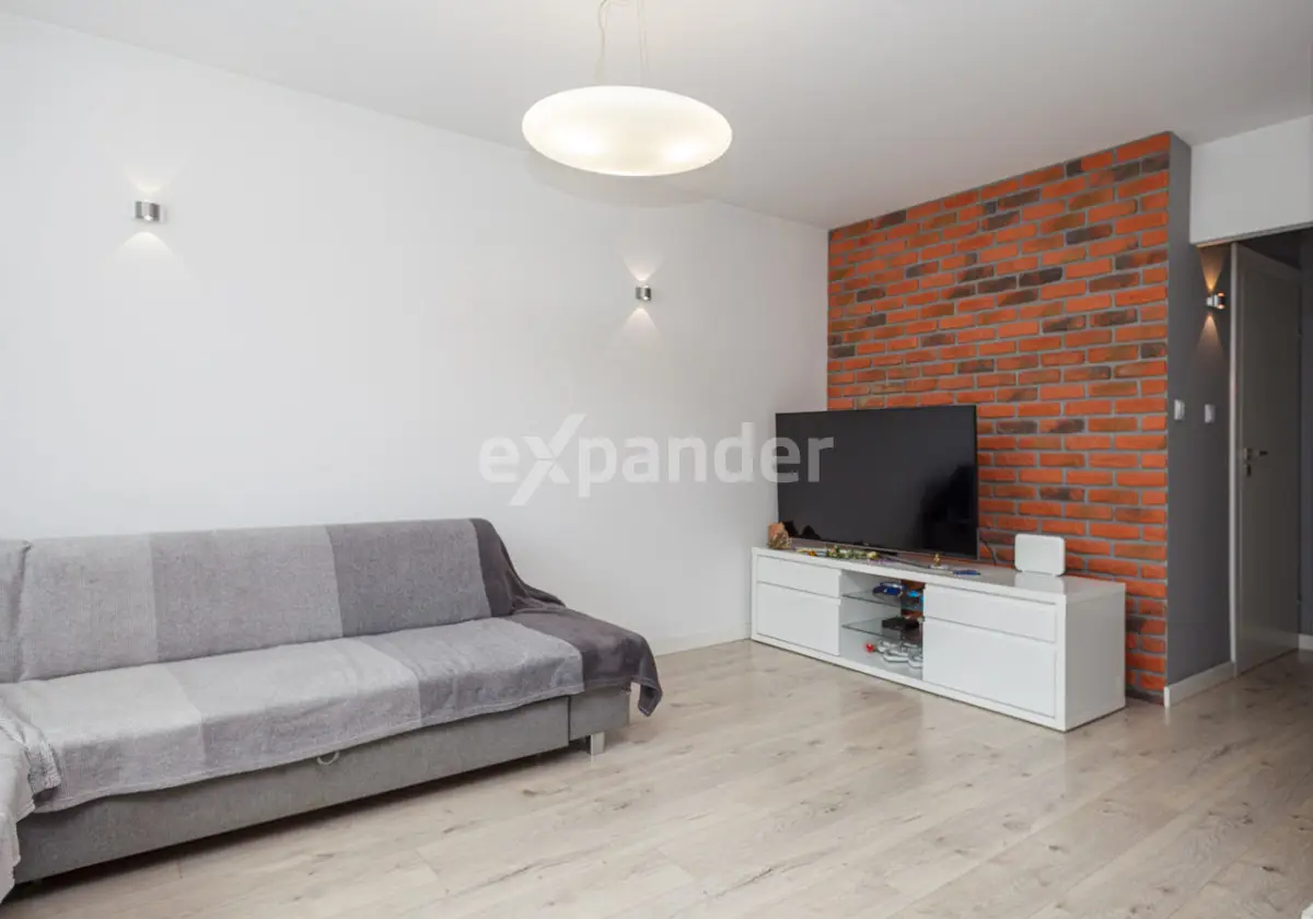 Rewelacyjna lokalizacja - zielone podwórko OKAZJA