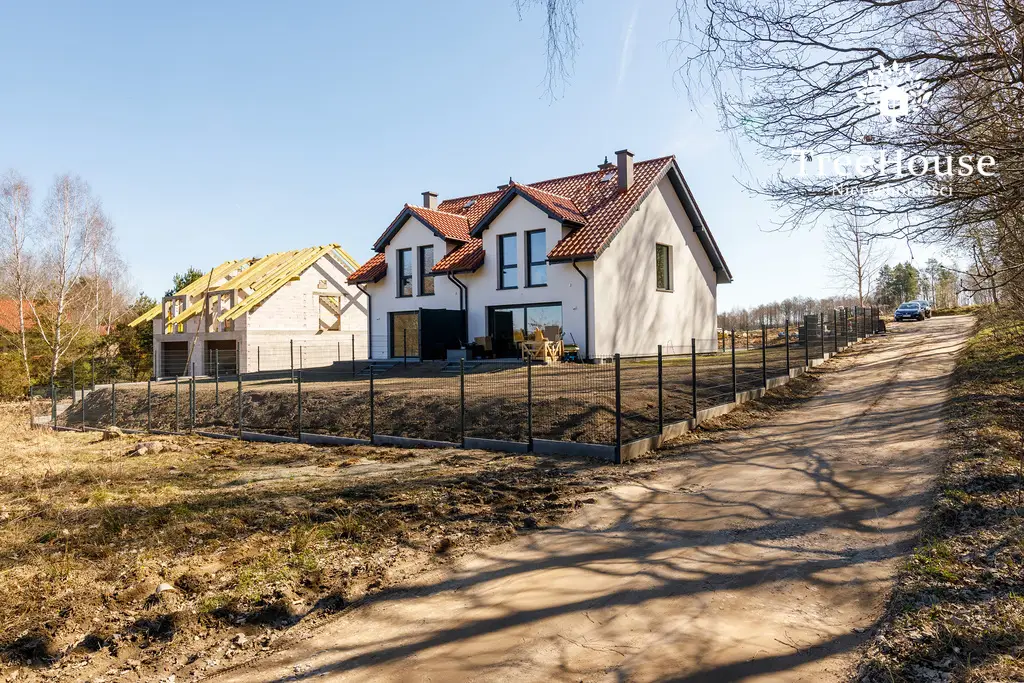 Dom przy lesie w pięknej okolicy Gutkowo