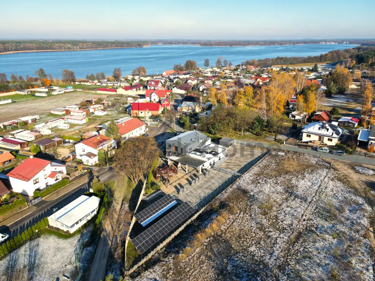 Obiekt-restauracja/apartament - Dominice.