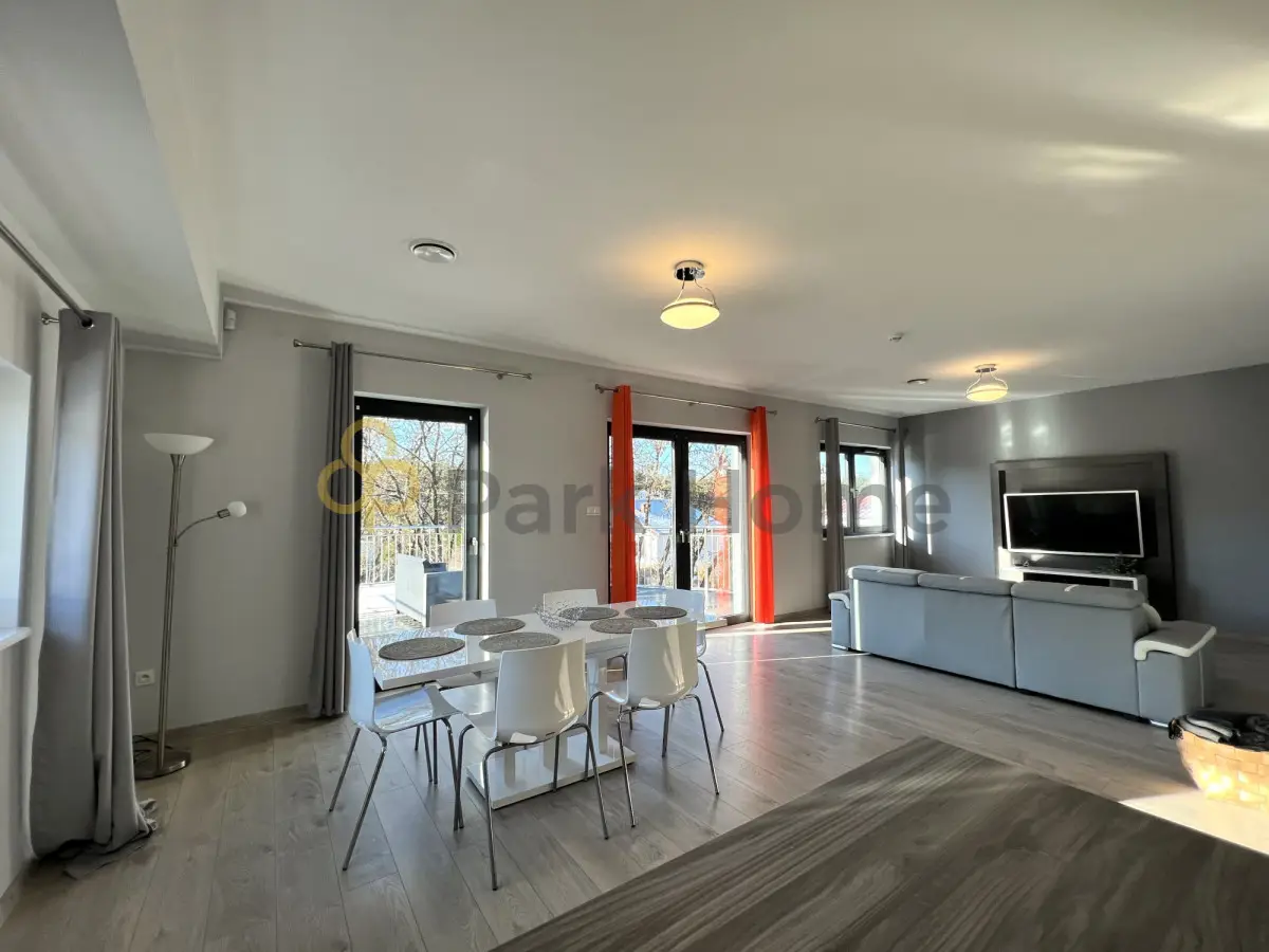 Obiekt-restauracja/apartament - Dominice.