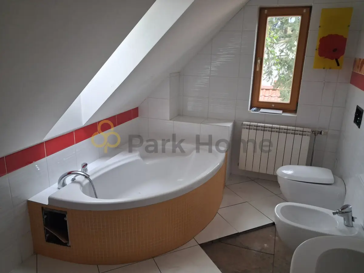 Przytulny dom w atrakcyjnej dzielnicy Smochowice