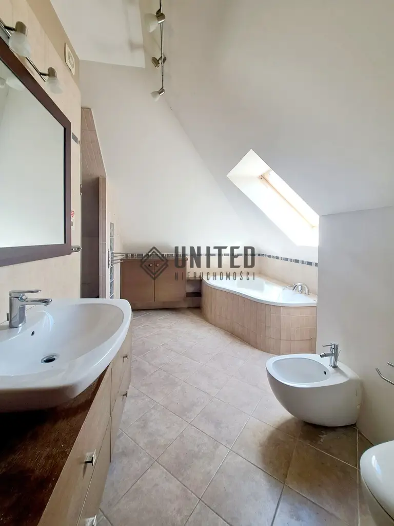 Okolice ul. Czereśniowej 2005/Taras /Ogród /Garaż