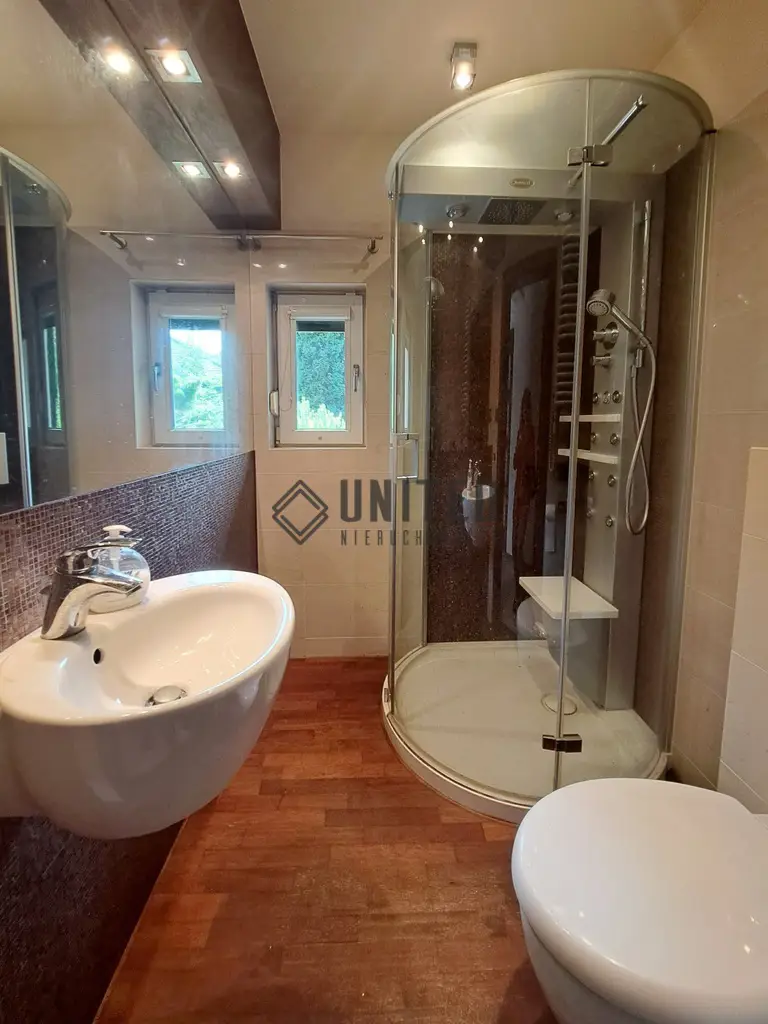 Okolice ul. Czereśniowej 2005/Taras /Ogród /Garaż