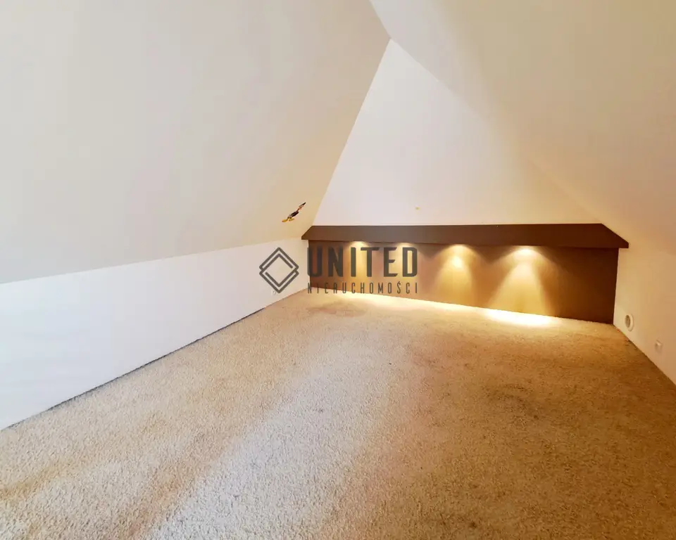 Okolice ul. Czereśniowej 2005/Taras /Ogród /Garaż