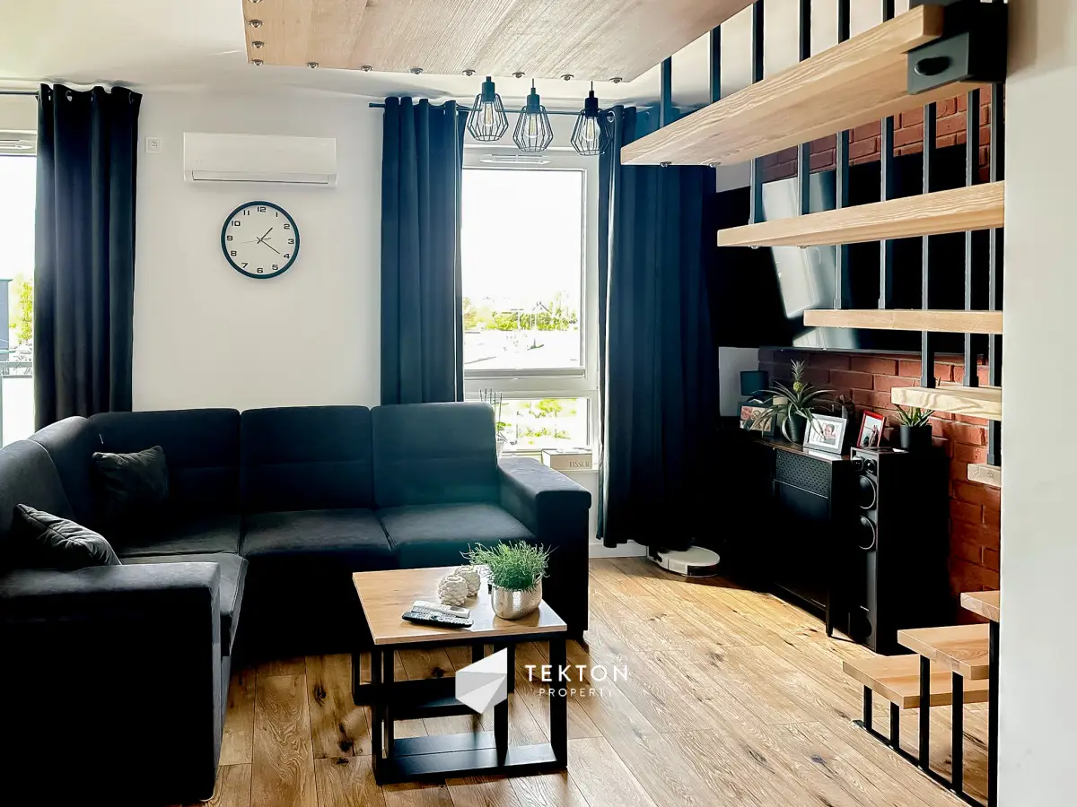 Wyjątkowe dwupoziomowe mieszkanie z klimatyzacją