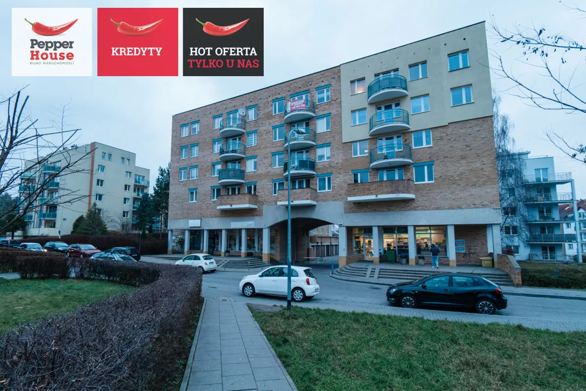 lokal z witryną / w centrum zabudowy mieszkaniowej