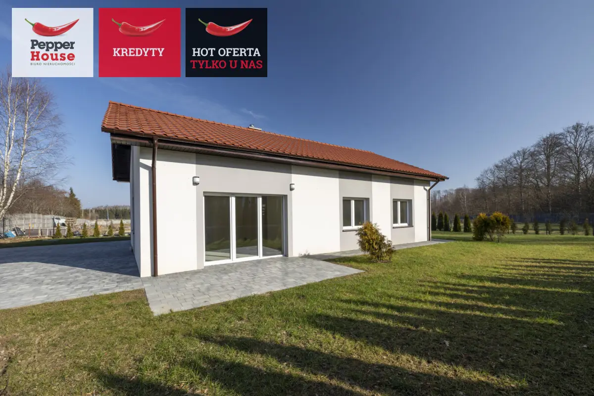 Parterowy dom w otulinie lasu Żuławka