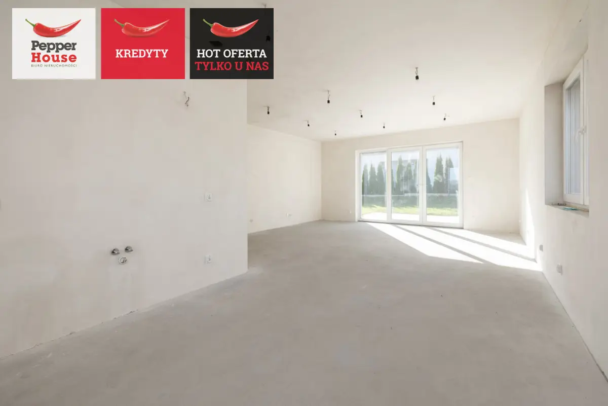 Parterowy dom w otulinie lasu Żuławka