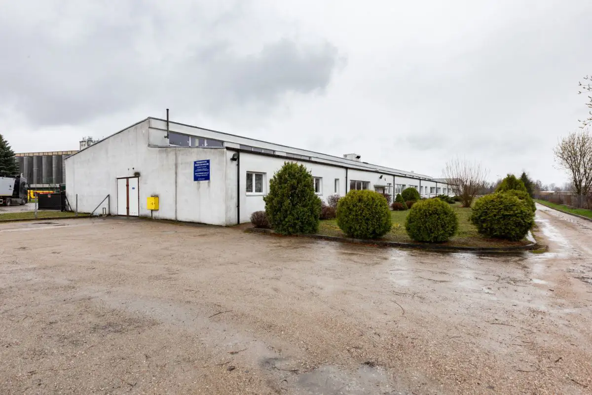 obiekt produkcyjno-magazynowy ponad 2 tys. m2