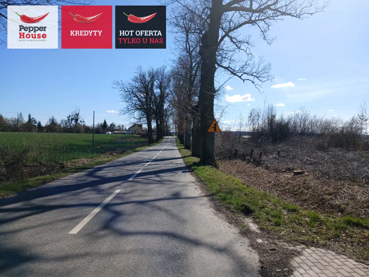 Działka na sprzedaż