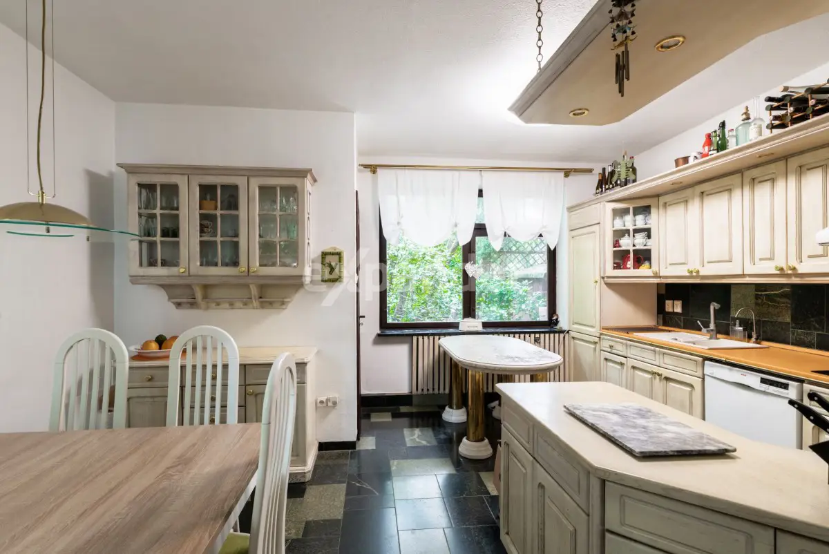 Dom wolnostojący 300mkw Konstantynów