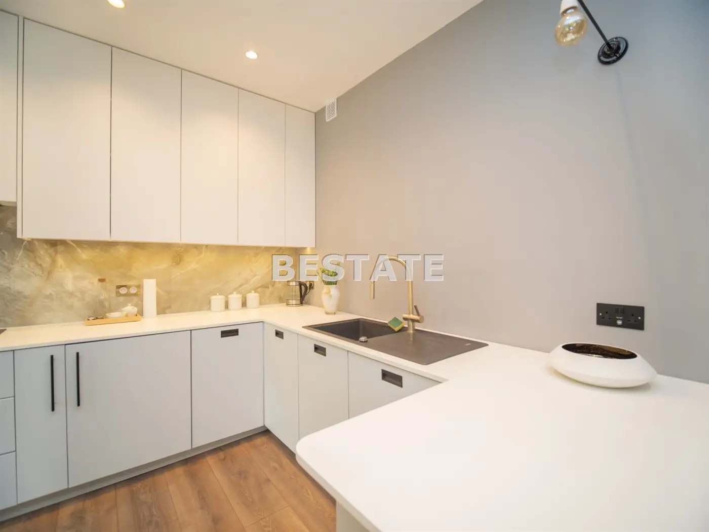 Mieszkanie na sprzedaż, 2 pokoje, 62,96m2