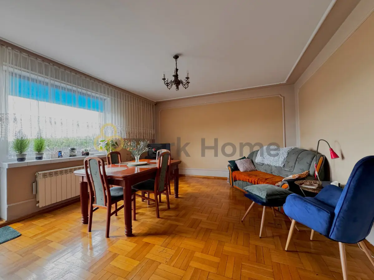 Dom na sprzedaż - spokojna okolica - Wieszczyczyn