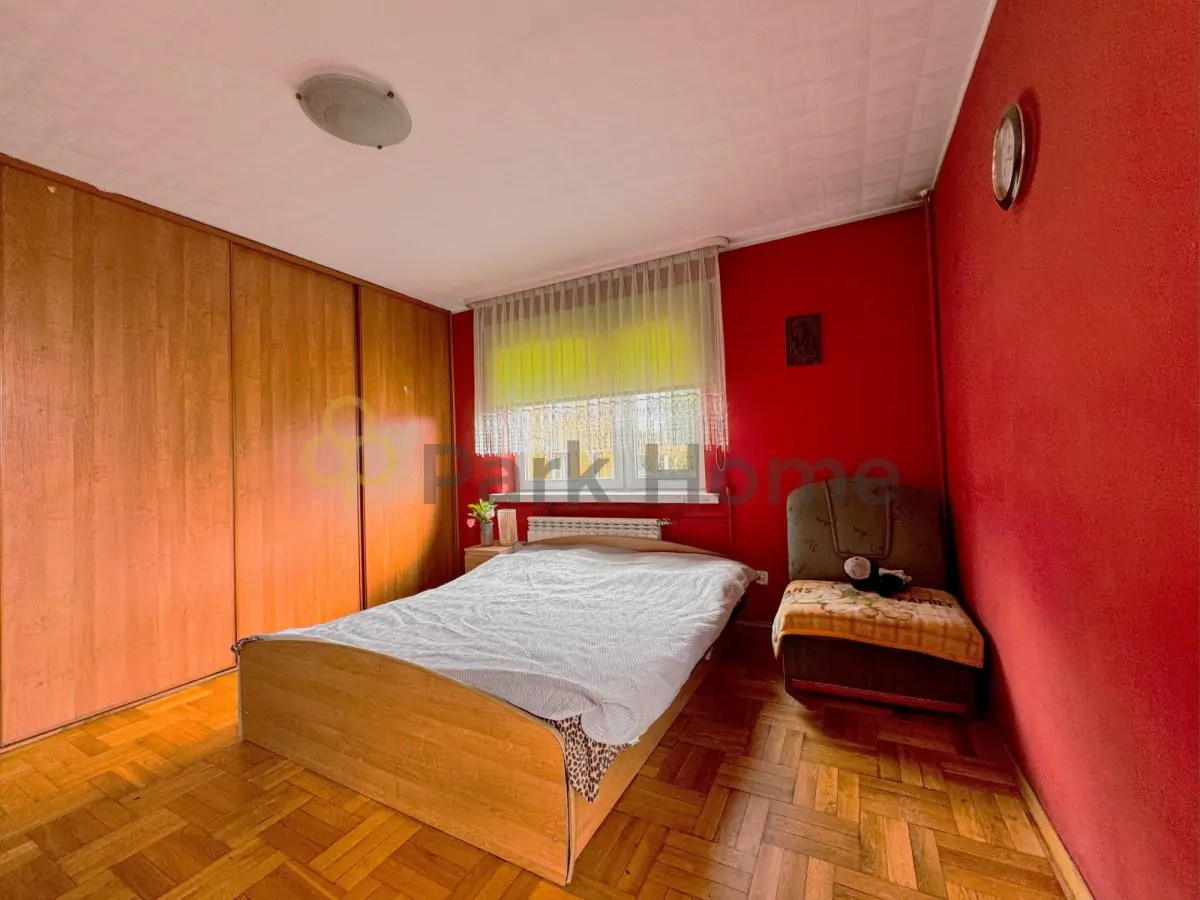 Dom na sprzedaż - spokojna okolica - Wieszczyczyn