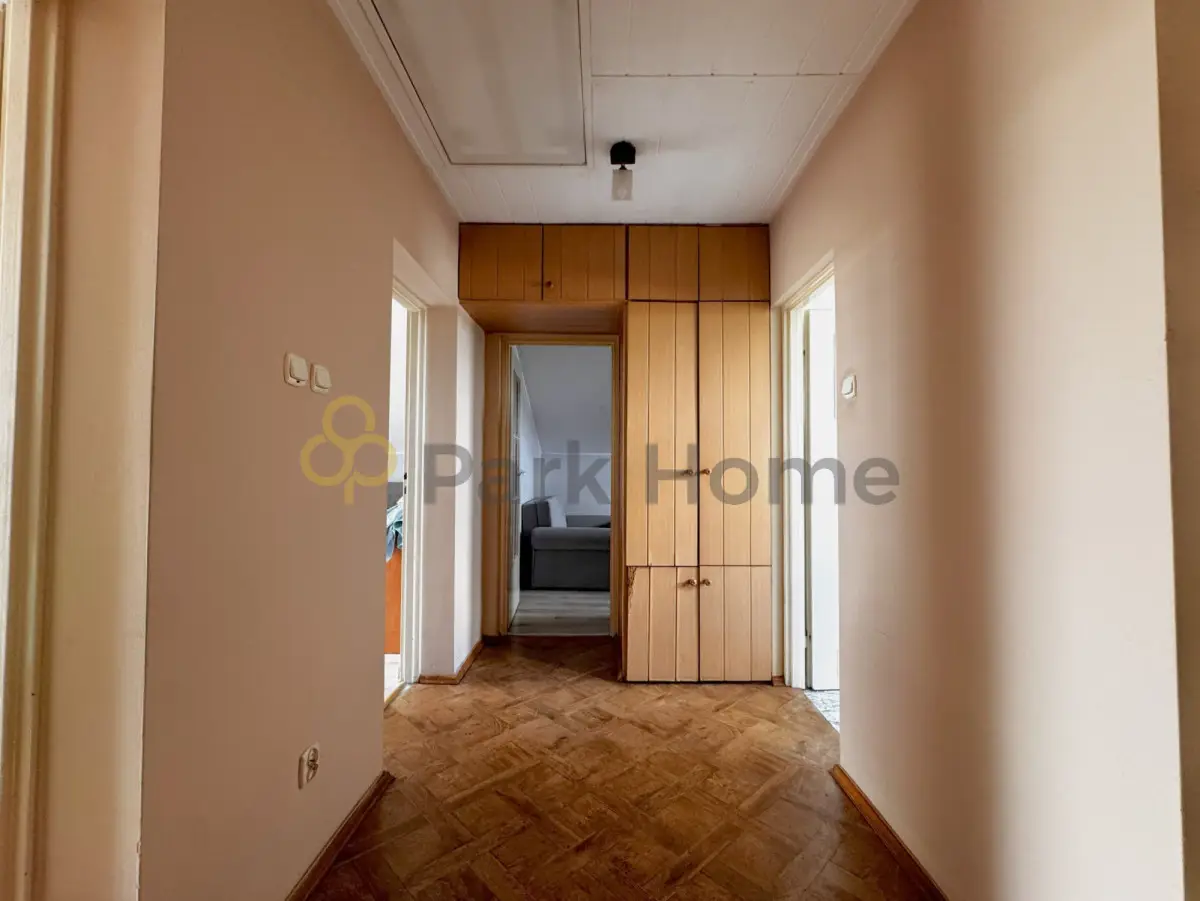 Dom na sprzedaż - spokojna okolica - Wieszczyczyn