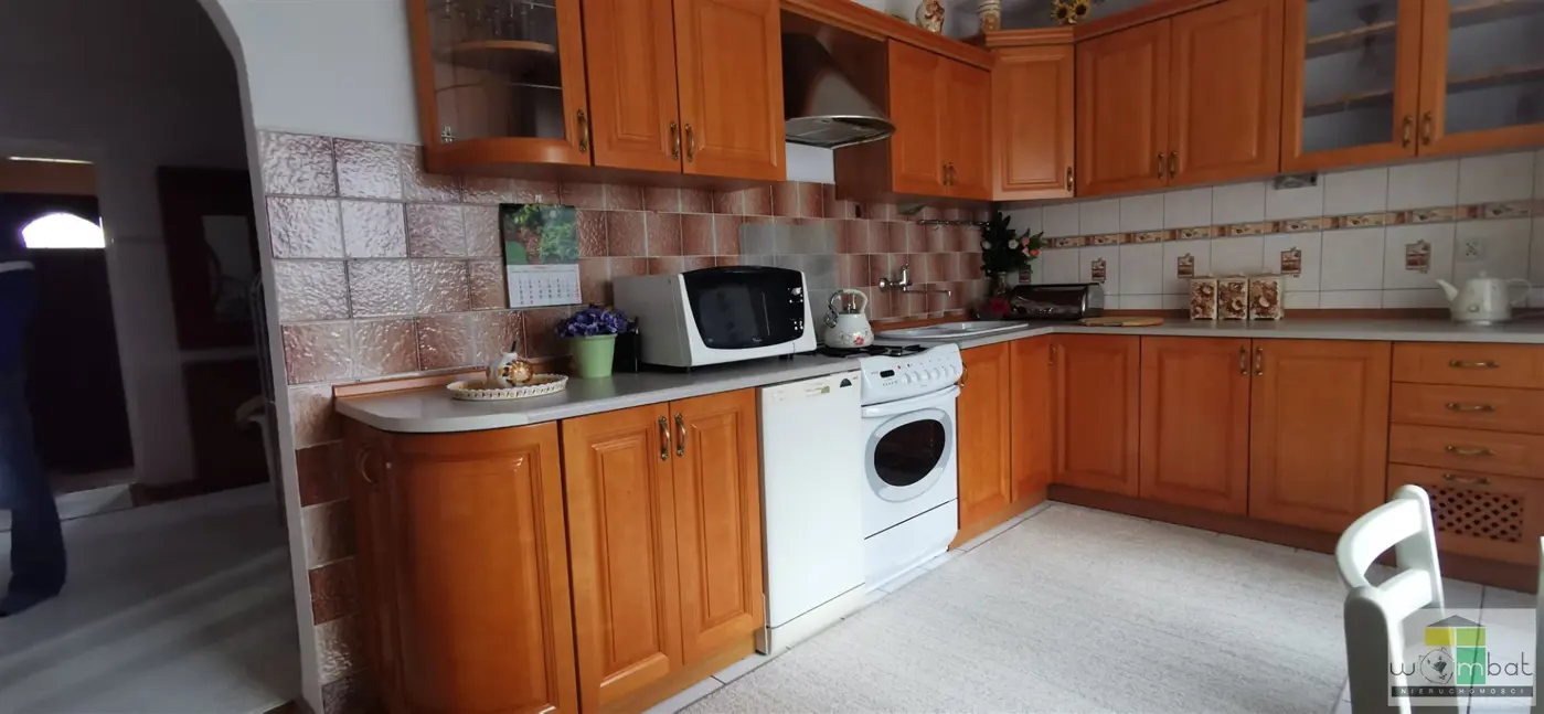 Dom na sprzedaż, 677m2