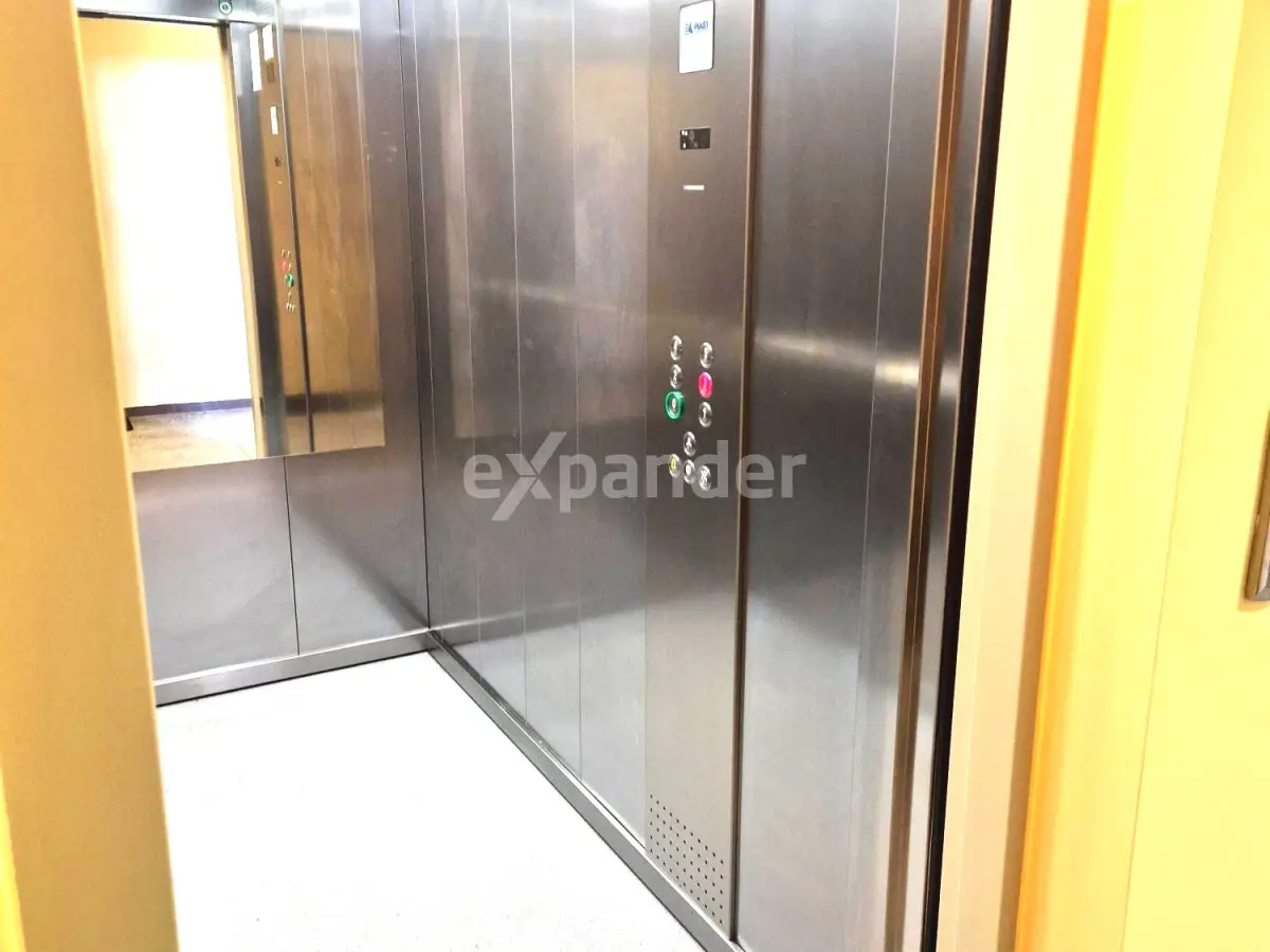 3 pokoje/1991r/Wydział Architektury