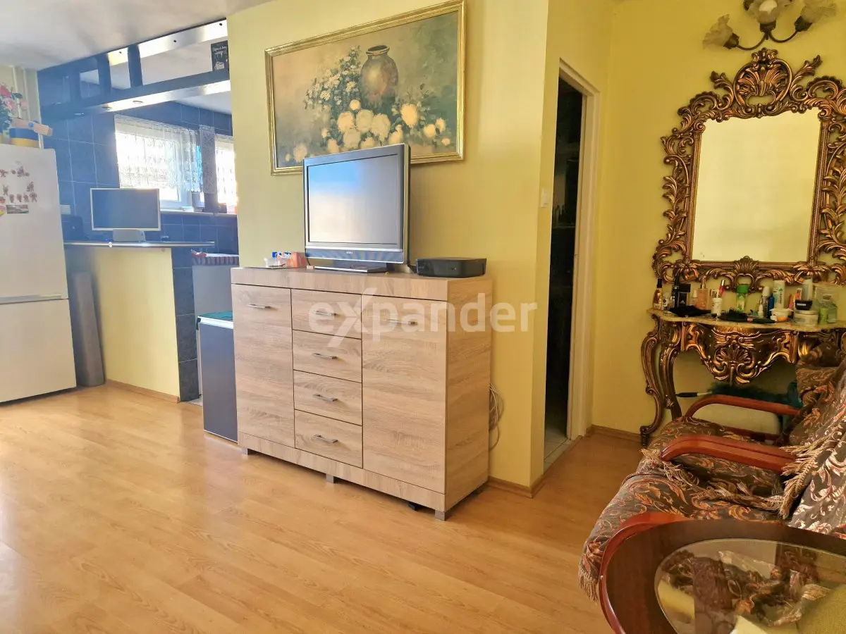 3 pokoje/1991r/Wydział Architektury