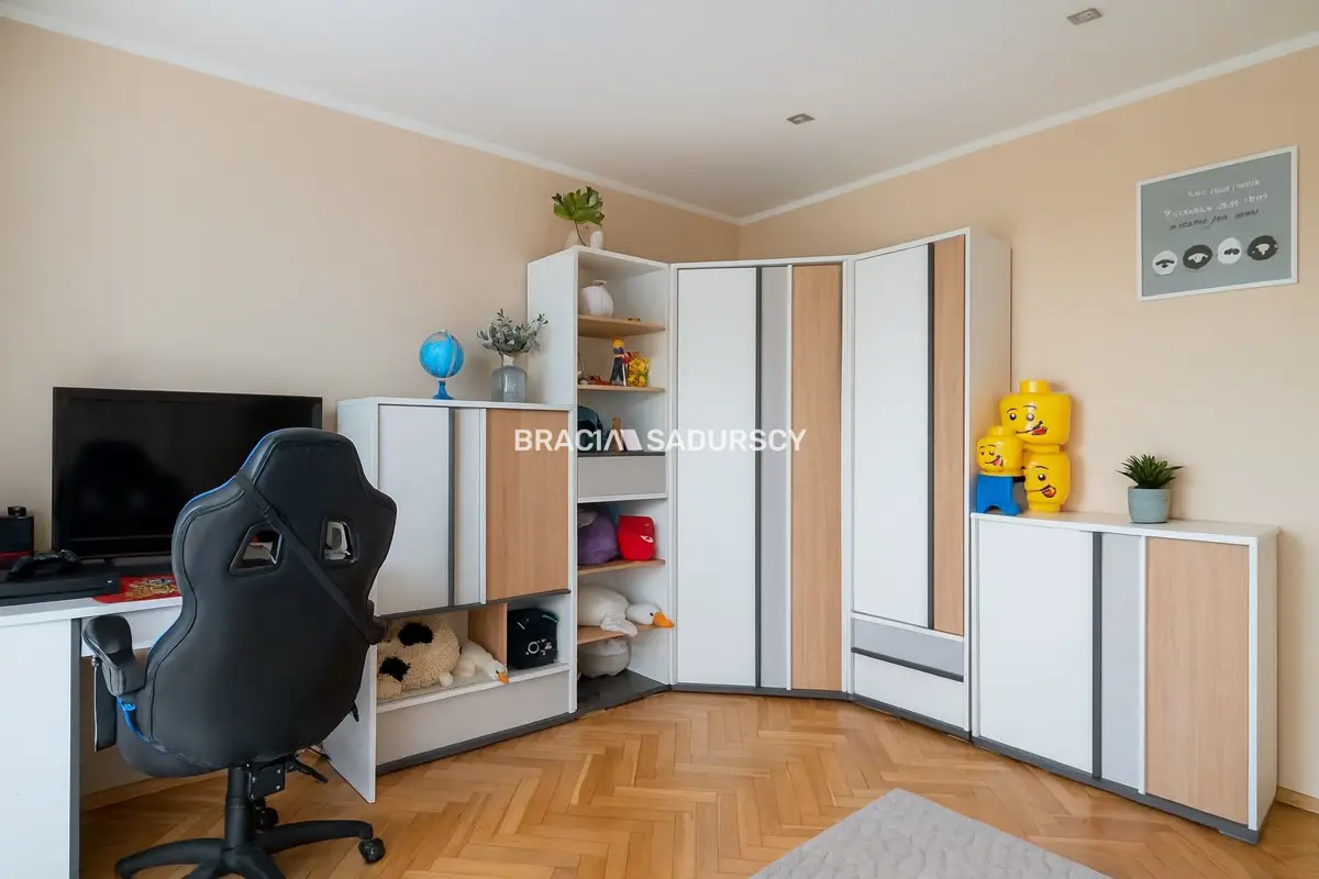 Dom wolnostojący na 15 arowej działce Opatkowice