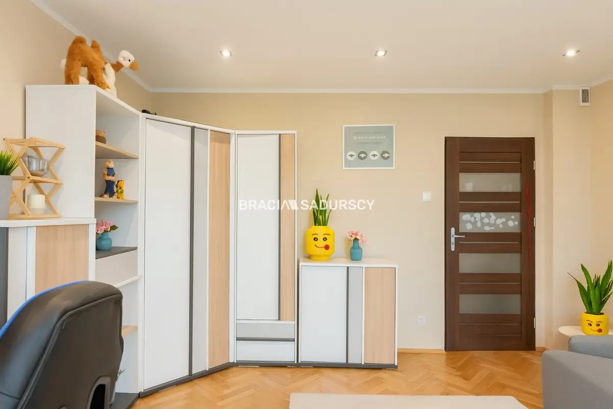 Dom wolnostojący na 15 arowej działce Opatkowice