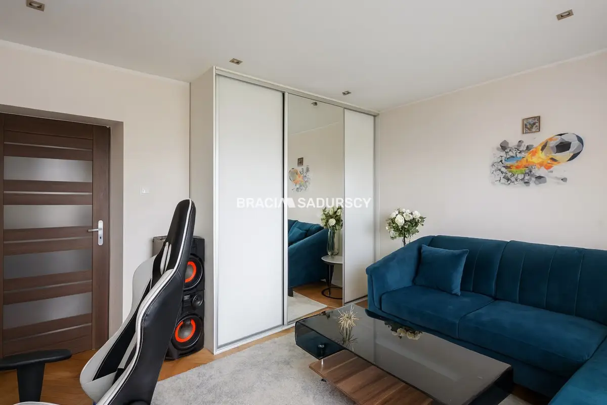 Dom wolnostojący na 15 arowej działce Opatkowice