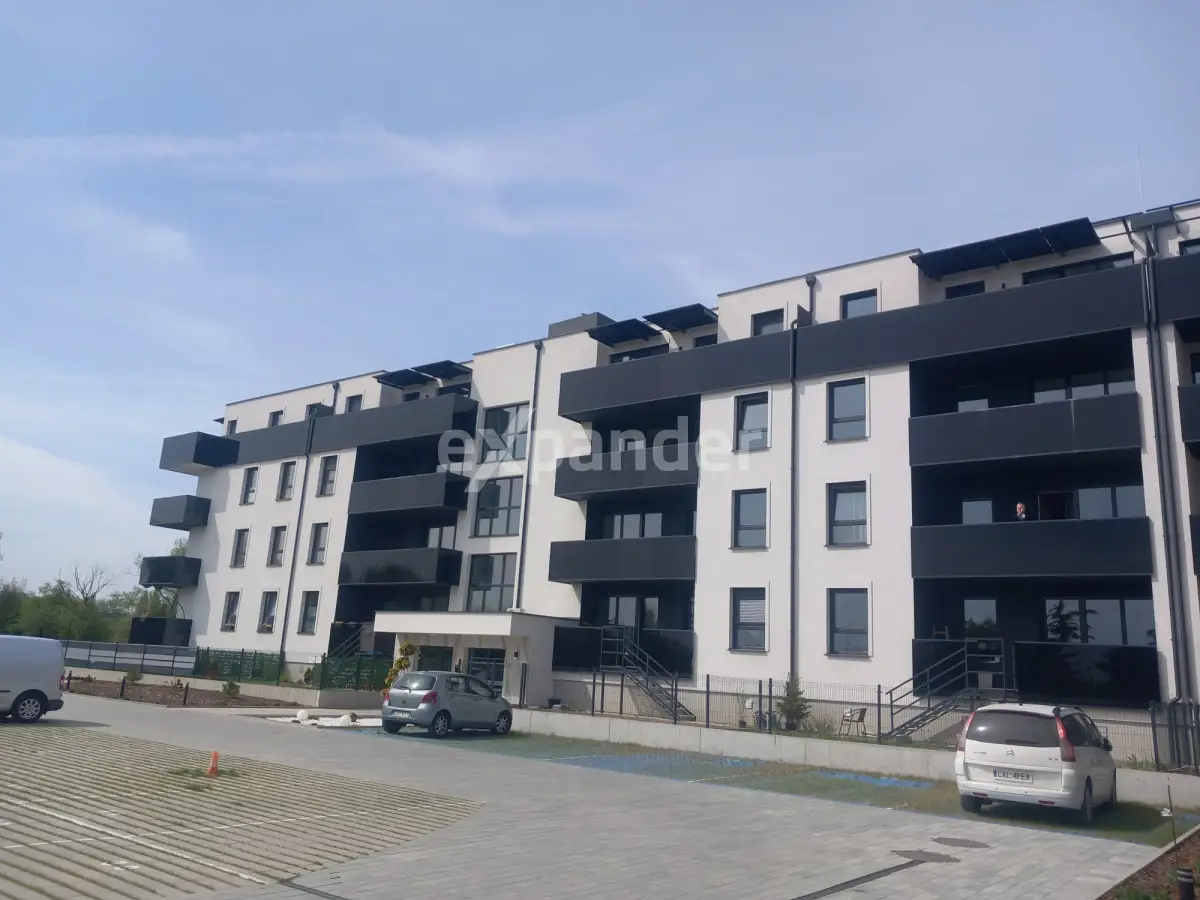 OKAZJA 3 POKOJE 70,70 M2 DUŻY OGRÓD