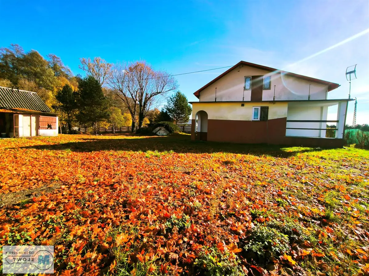 Dom z piękną działką 5 minut od Małogoszczy