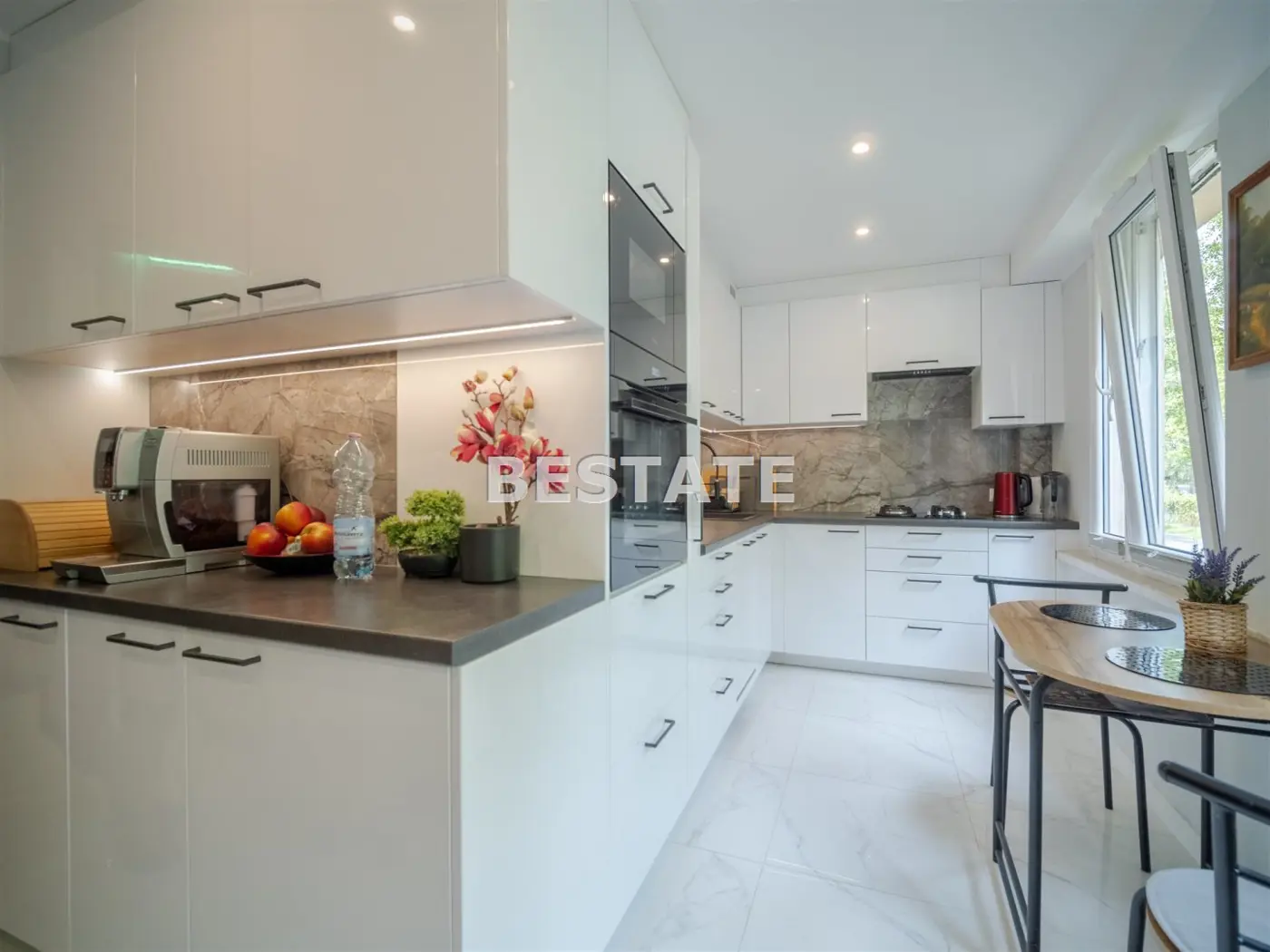 Mieszkanie na sprzedaż, 3 pokoje, 64,29m2