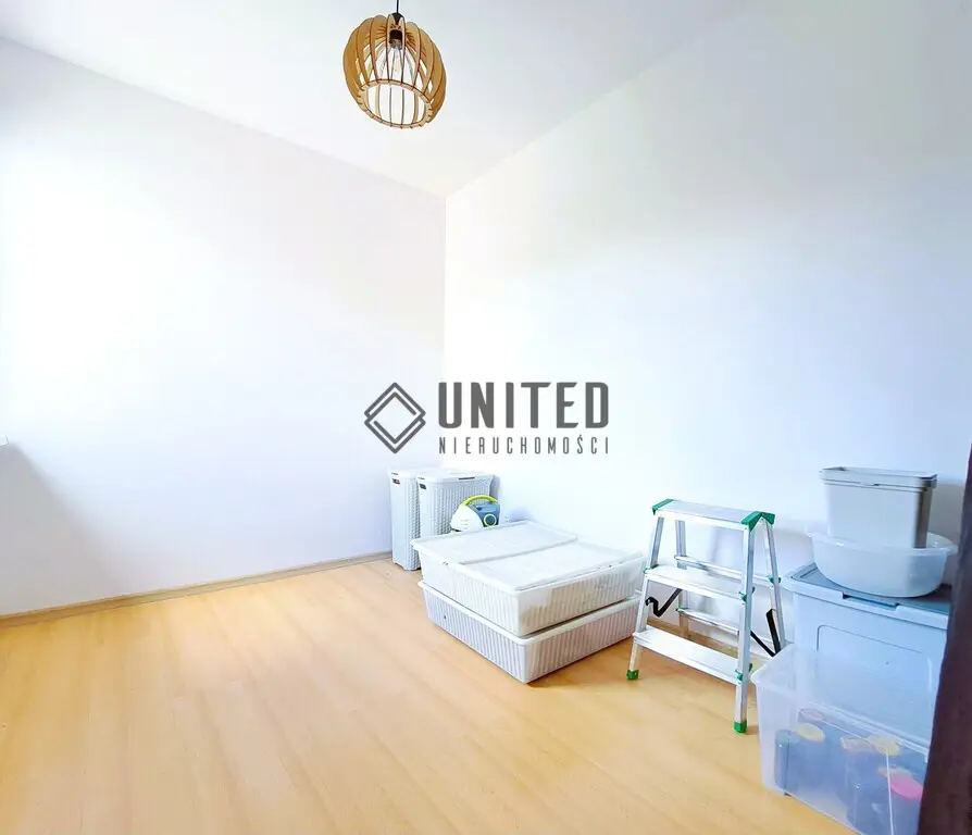 Okolie ul. Życzliwej 2-poziom/Rozkład/Balkon