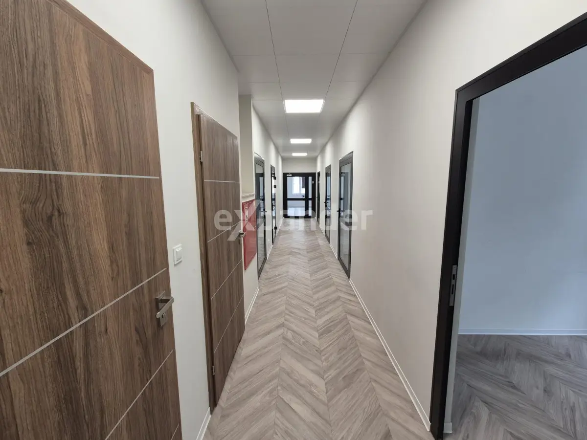 Zrewitalizowany budynek pod działalność biurową