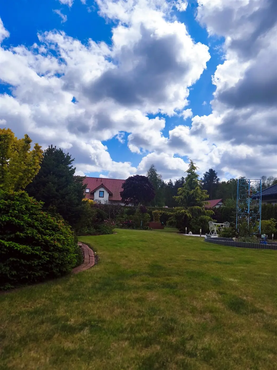 Rezydencja w otulinie lasu