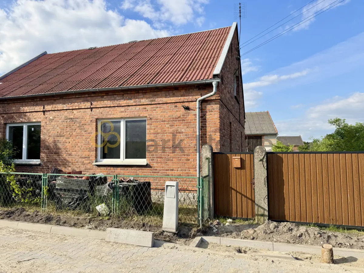 Dom z działką 1096 m2 strych do adaptacji