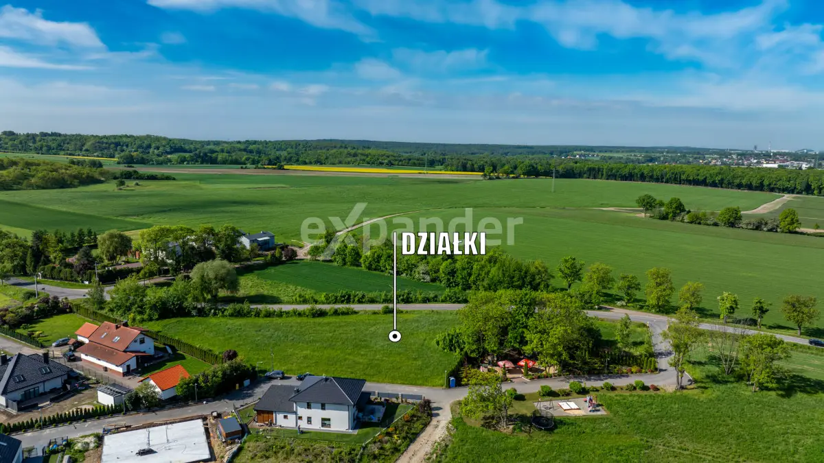 Działka wśród terenów zielonych z ładnymi widokami