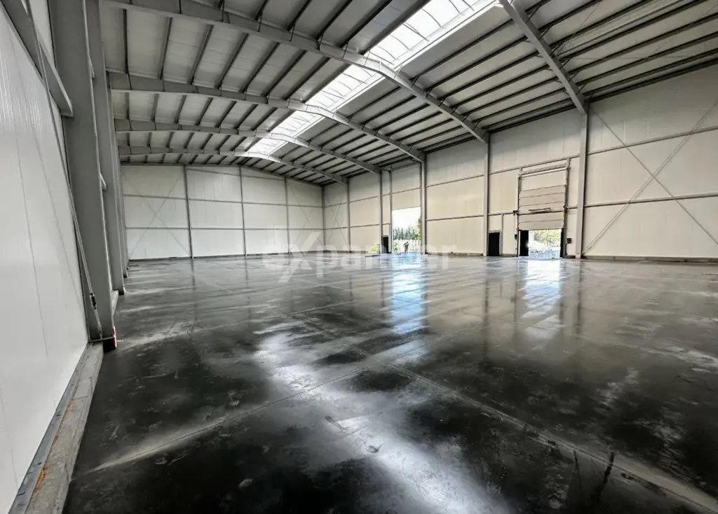 Hale magazynowe, produkcyjne, sprzedażowe