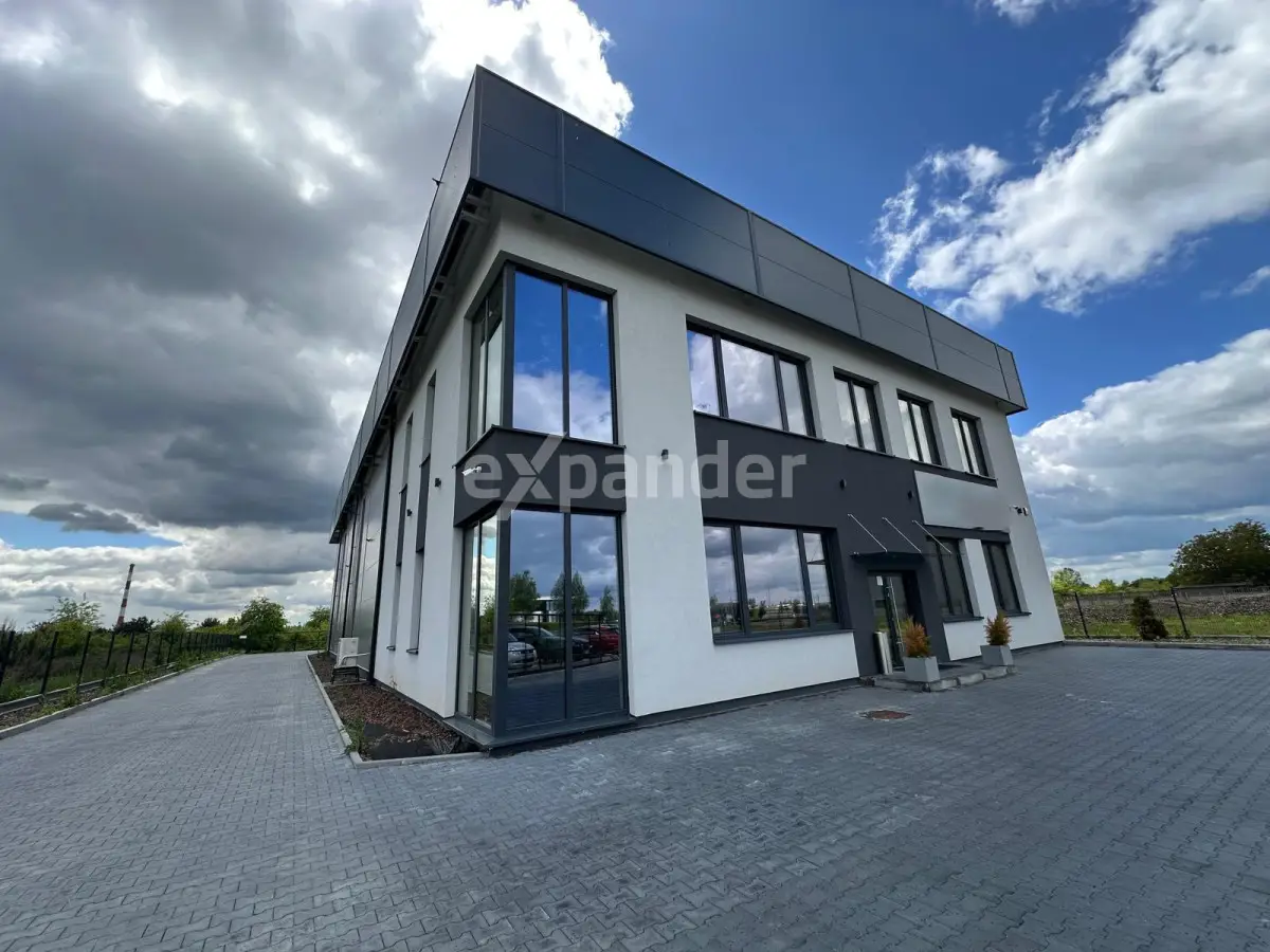 Nowoczesne hale sprzedażowe i magazynowe