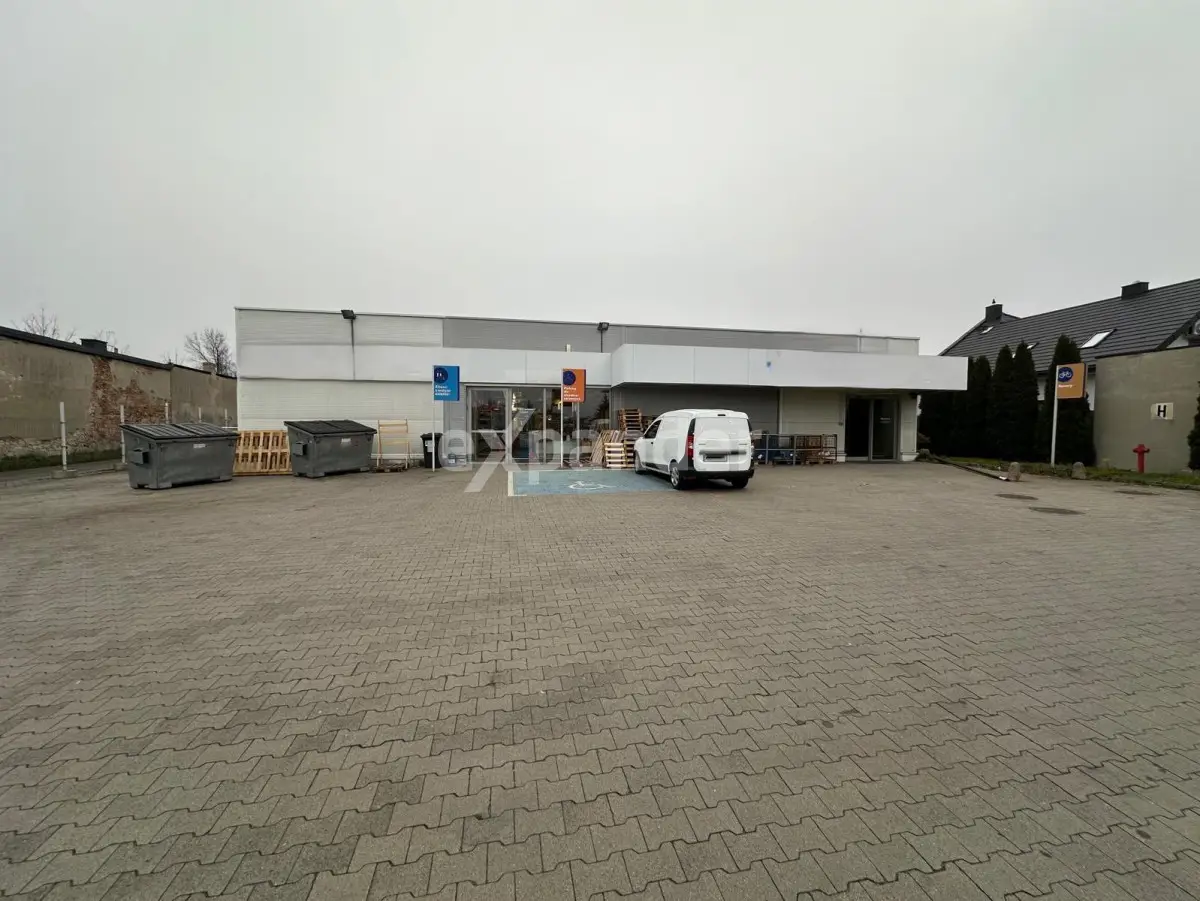 Nowoczesne hale sprzedażowe i magazynowe