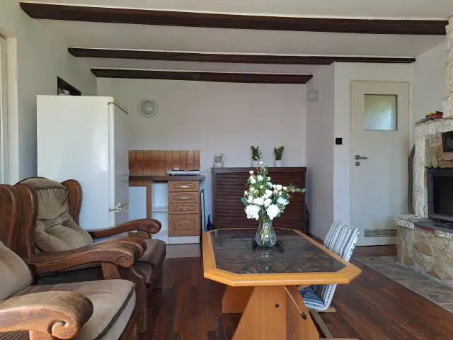 Działka letniskowo-rekreacyjna na obrzeżach miasta