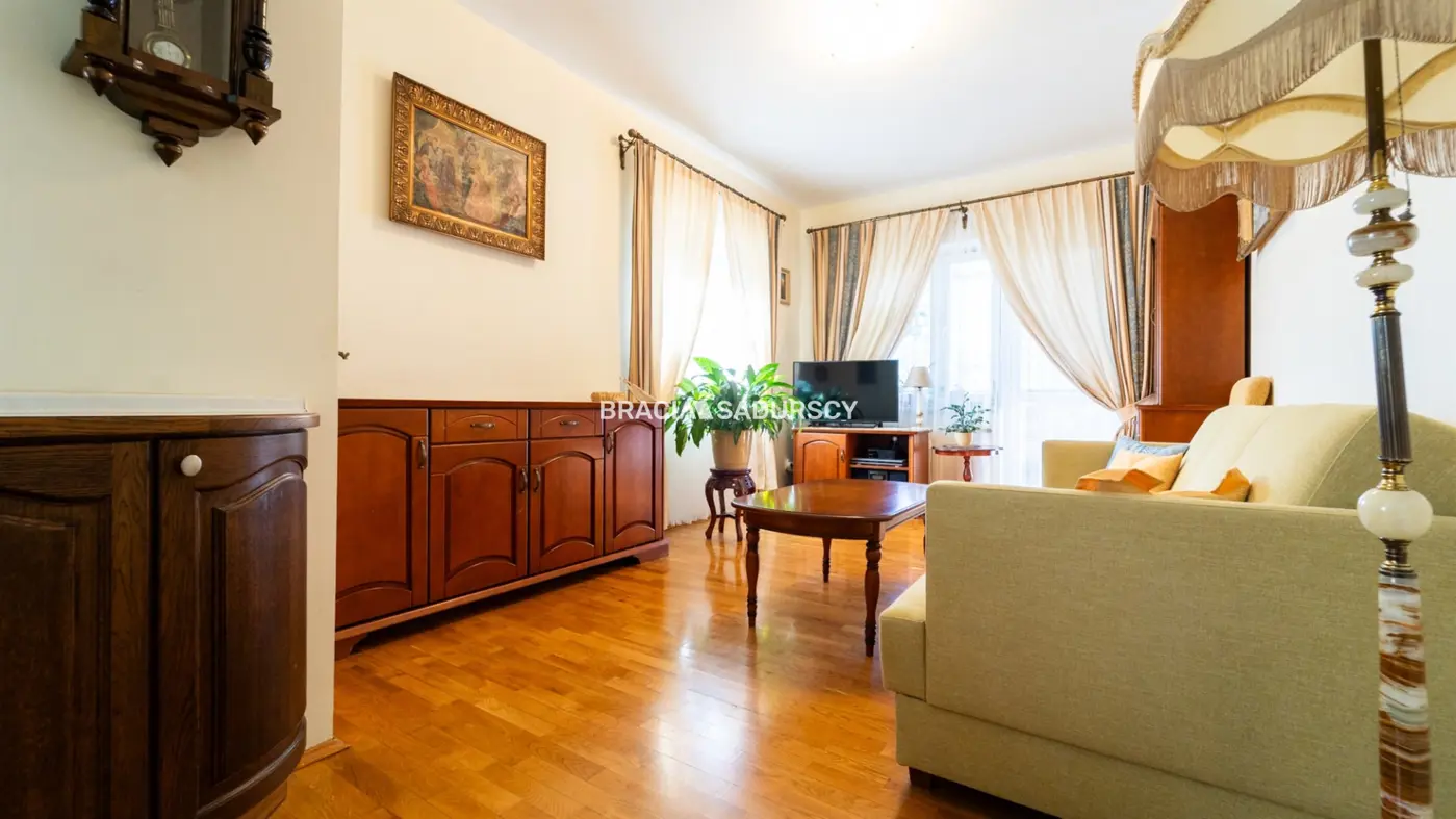 2pok 50m2 Prądnik Czerwony z 2 balkonami i garażem