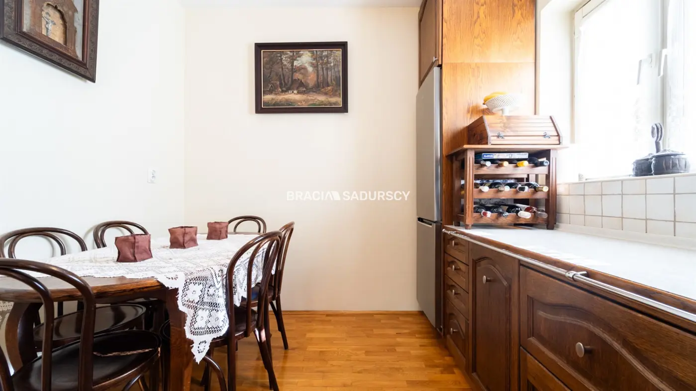 2pok 50m2 Prądnik Czerwony z 2 balkonami i garażem