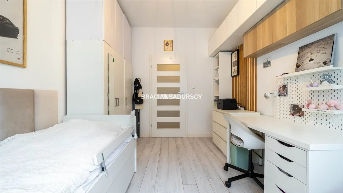 SEGMENT DOMU Z OGRÓDKIEM