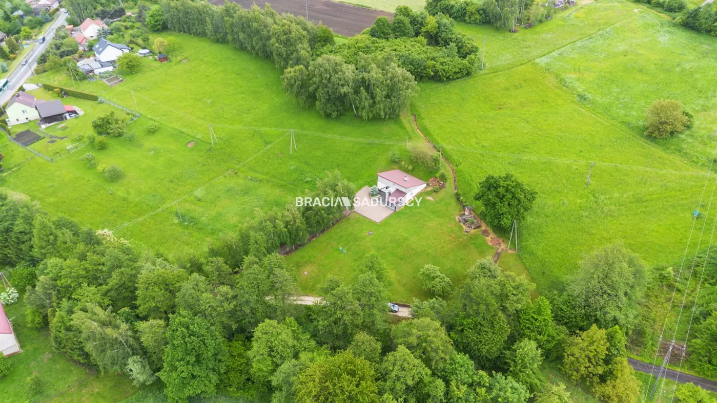 Gospodarstwo około 2 ha w Łazanach gm.Biskupice