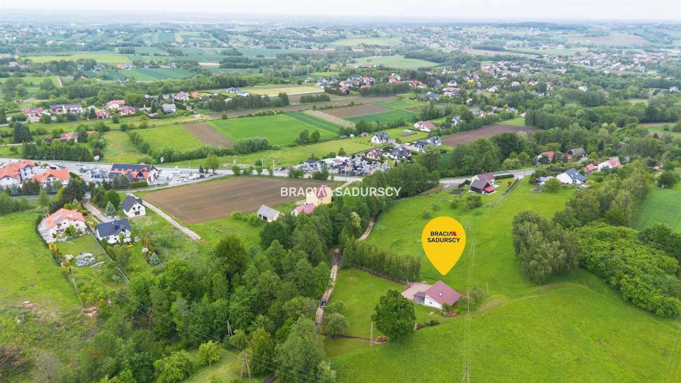 Gospodarstwo około 2 ha w Łazanach gm.Biskupice