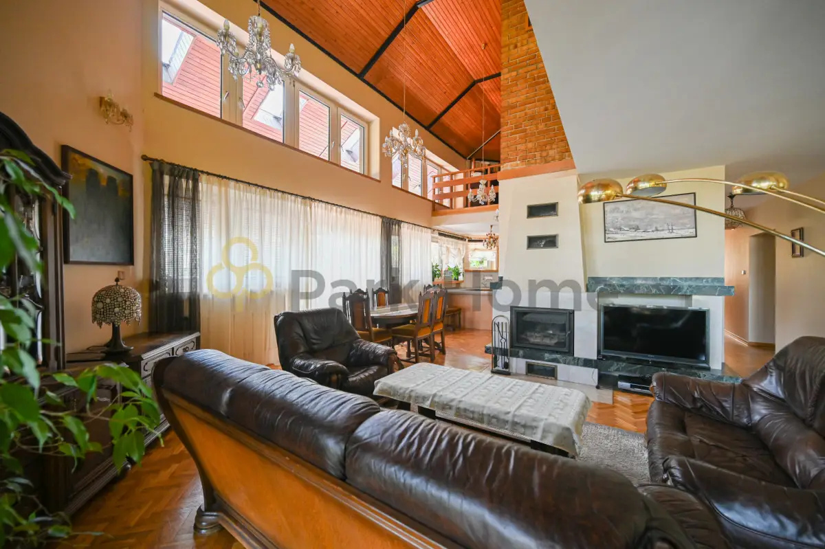 Dom, 5 pokoi 295 m² na sprzedaż - Zielona Góra
