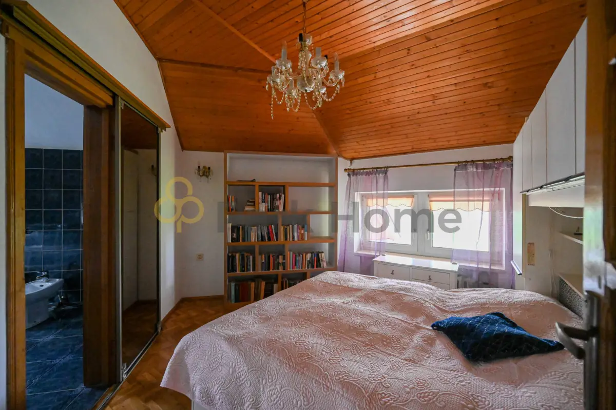 Dom, 5 pokoi 295 m² na sprzedaż - Zielona Góra