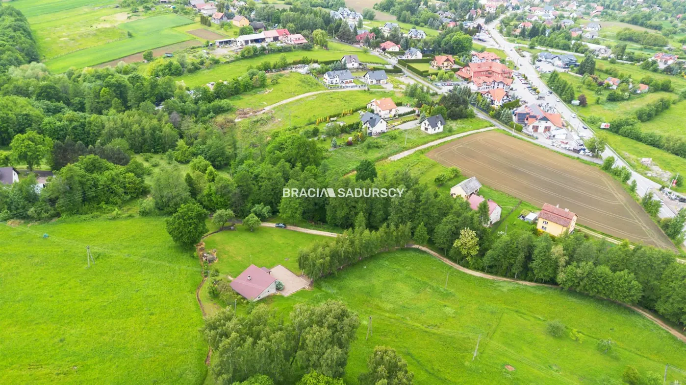 Gospodarstwo około 2 ha w Łazanach gm.Biskupice