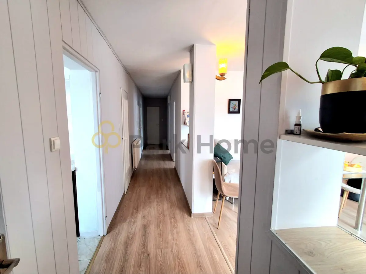 Dom z warsztatem samochodowym i działką 1,42ha