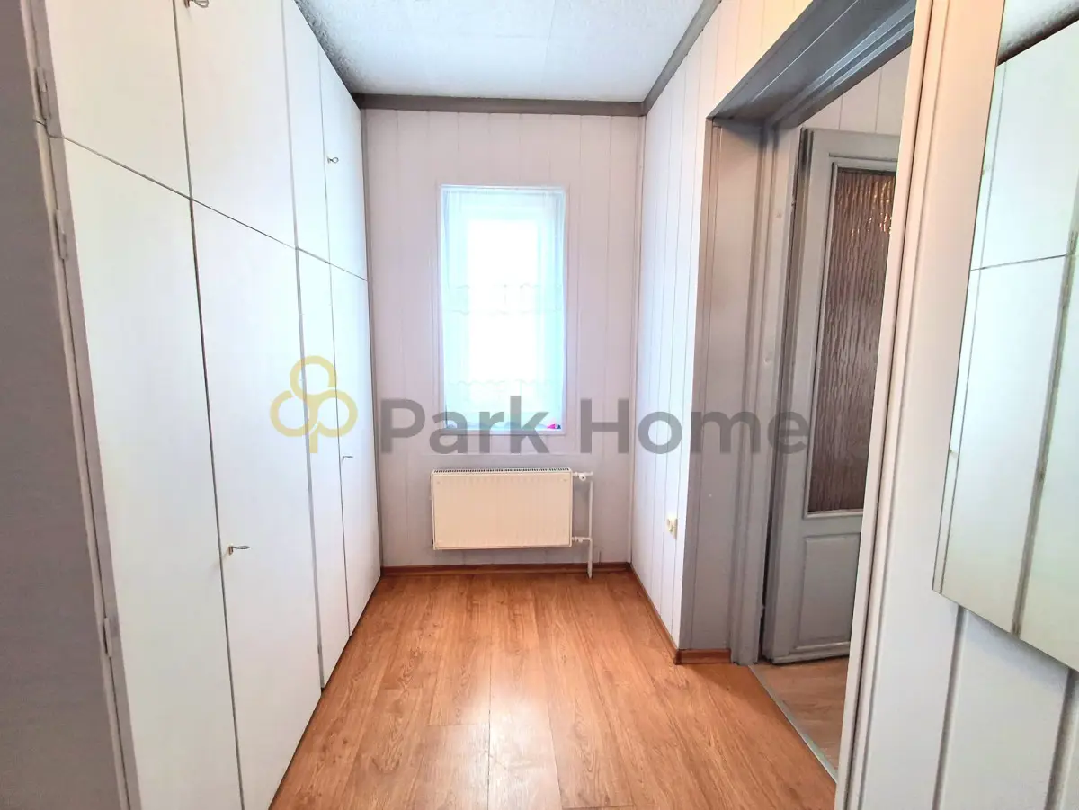 Dom z warsztatem samochodowym i działką 1,42ha