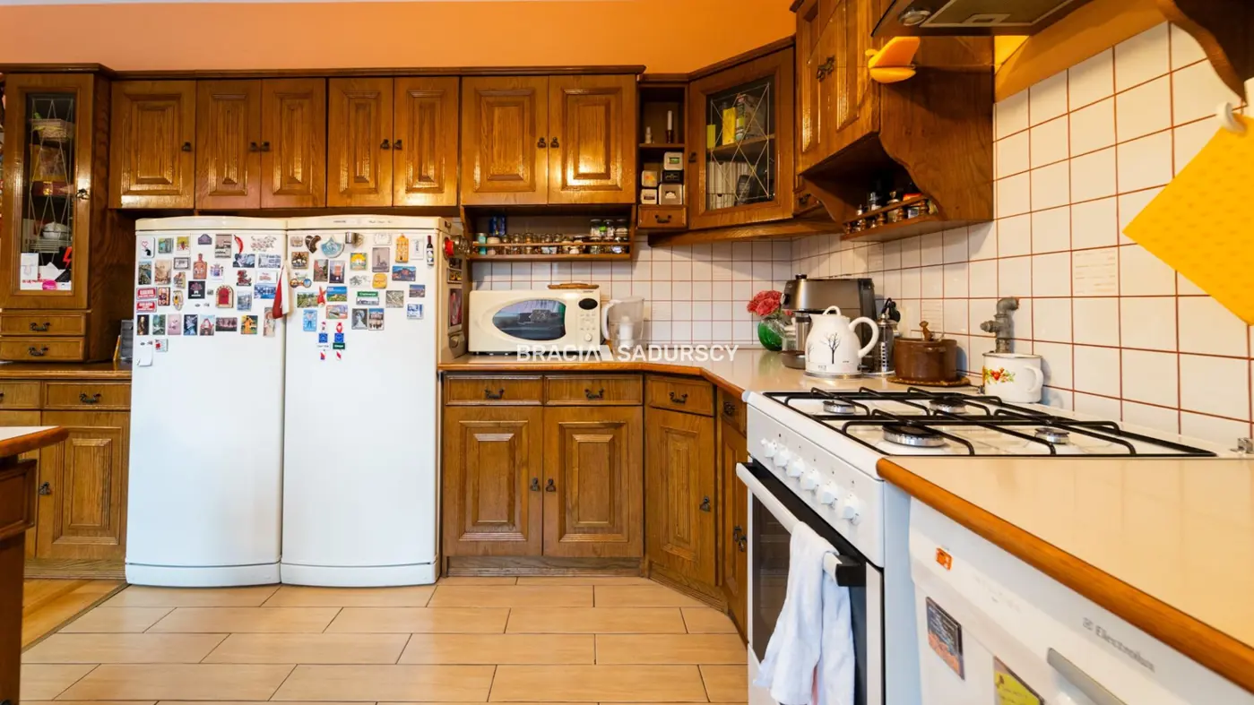 dwa budynki w Centrum Krakowa.