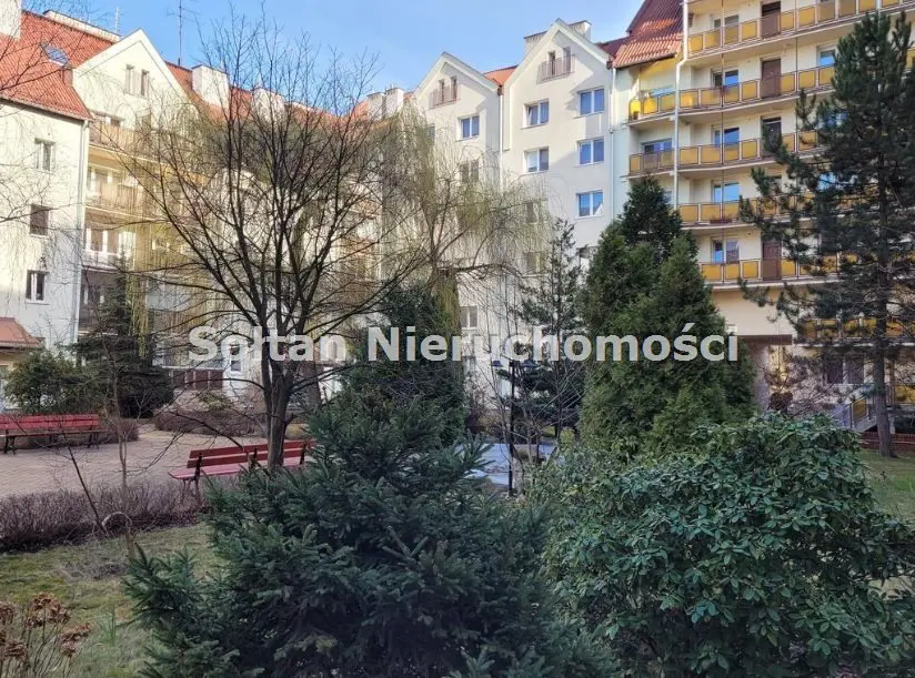 Mieszkanie na sprzedaż, 3 pokoje, 63m2