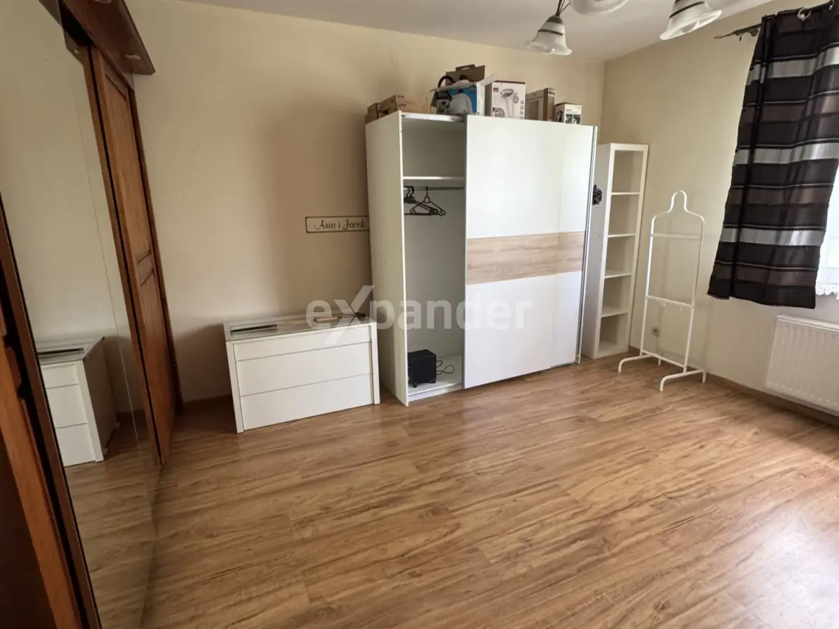 Dom jednorodzinny w cichej okolicy